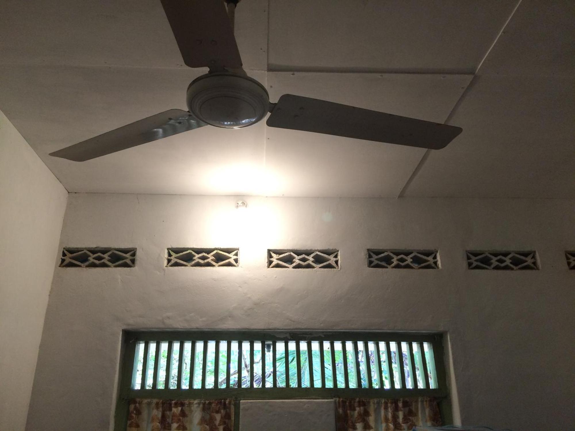 Eastwind Surf Camp Hotel Arugam Bay Room photo